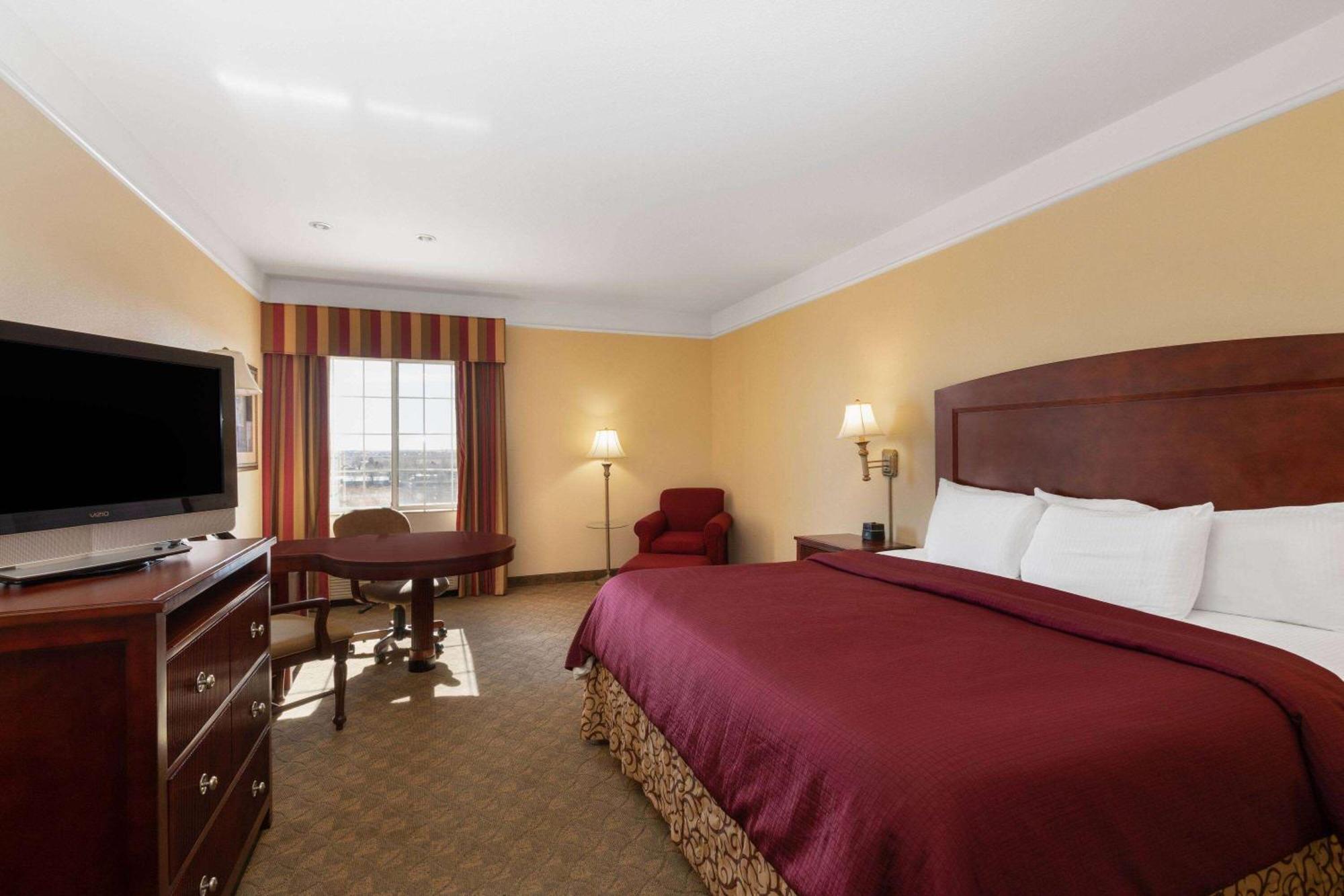La Quinta By Wyndham Dodge City Ngoại thất bức ảnh